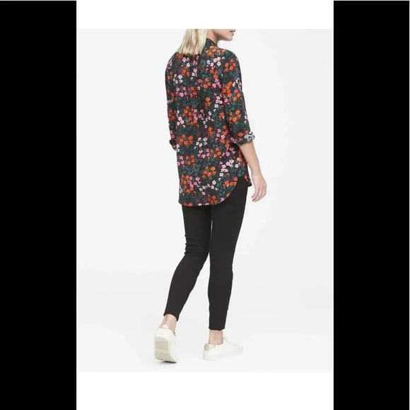 BANANA REPUBLIC SILK FLORAL SHIRT - Picture 4 of 4